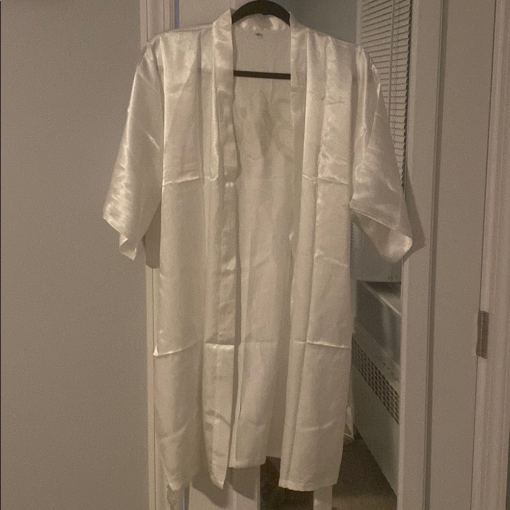 Bride Robe - Picture 2 of 2